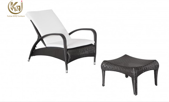 Garden furniture chaise set 